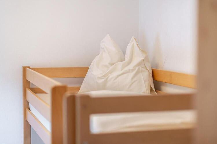 Apartment In Fuegen With A Shared Wellness Екстериор снимка